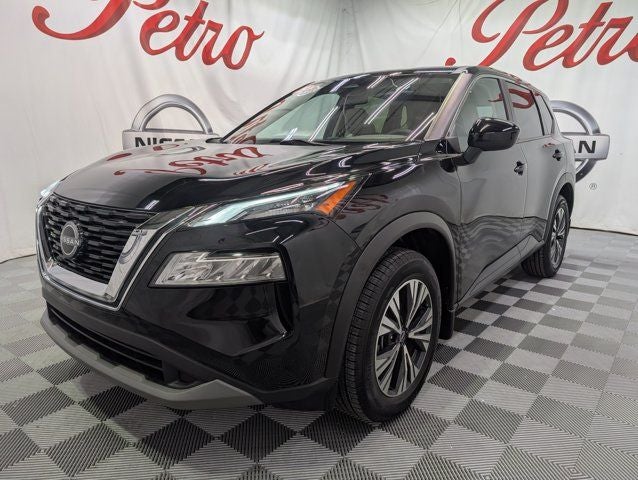 2023 Nissan Rogue SV in Super Black — front three-quarter view